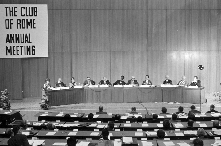 The Club of Rome, pictured here at their annual meeting in 1972, stoked the flames of overpopulation fears.